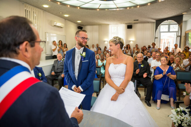 photographe-mariage-marseille-photos-cérémonie-civile