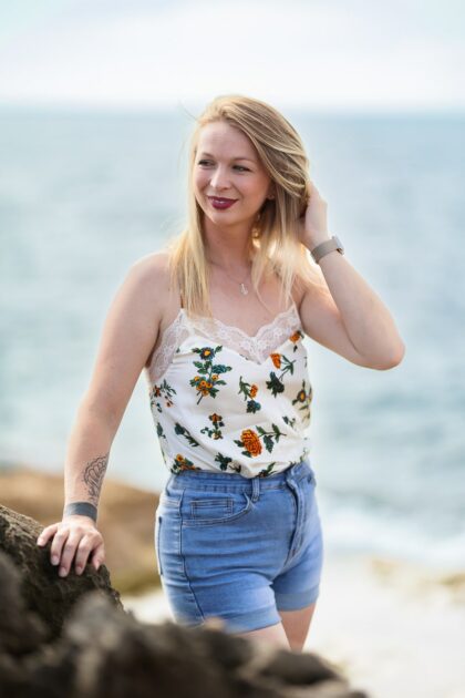 Photographe portrait dans les oliviers à Salon-de-Provence