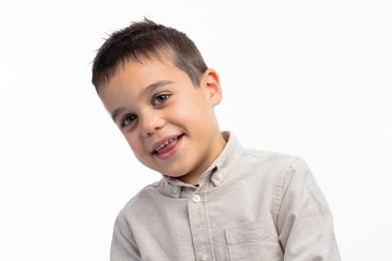 Photographe portrait d'enfant Châteauneuf-les-Martigues 13220