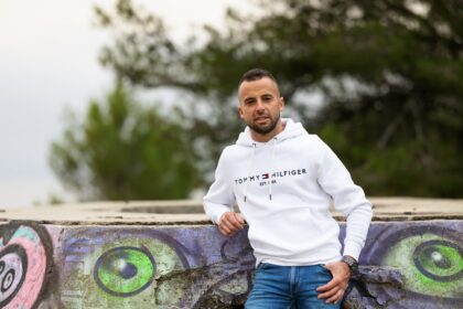 Photographe portrait douceur d’été à Carry