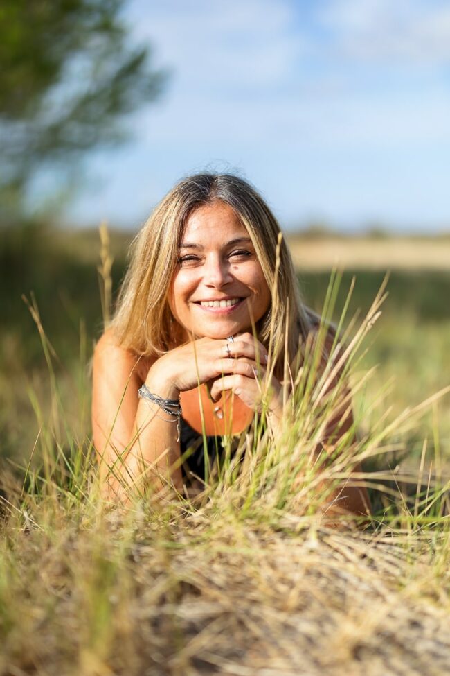Portrait artistique en bord de mer