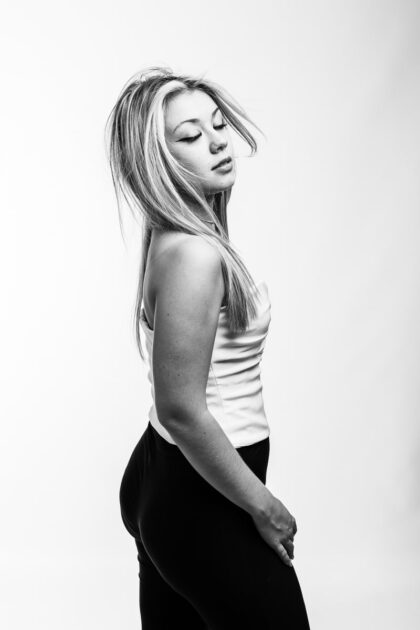 Portrait en garrigue à Salon-de-Provence