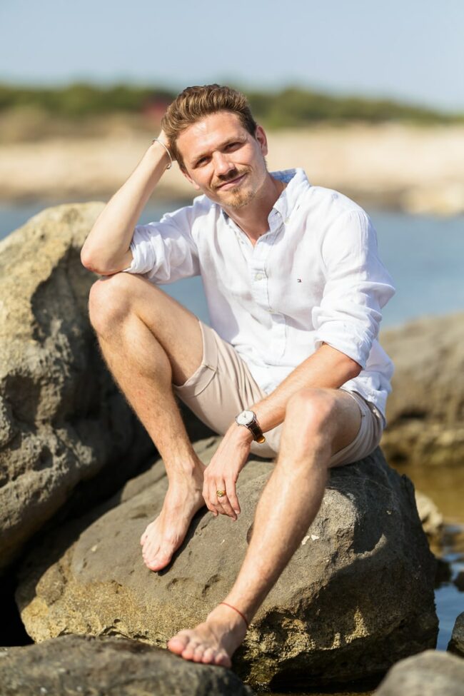 Portrait en lumière rasante à Vitrolles