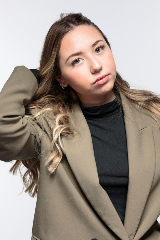 Portrait naturel en garrigue à Marignane