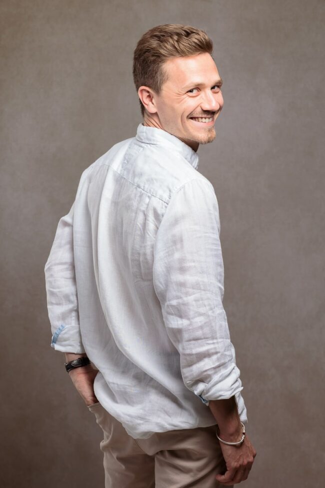 Shooting portrait en forêt à Gignac