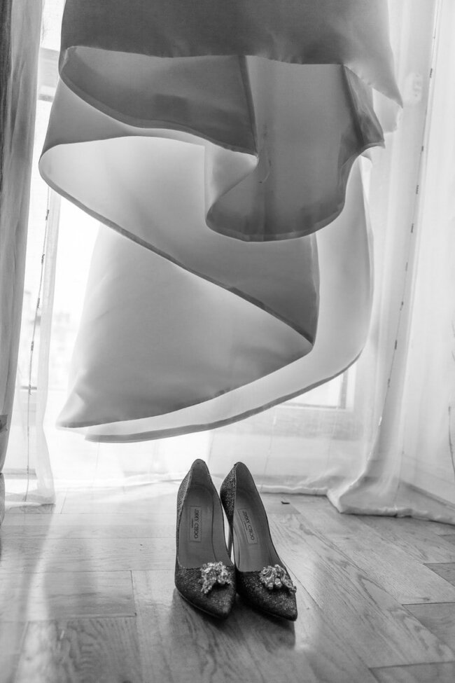 Photographe-de-mariage-marseille-photo-robe-chaussure
