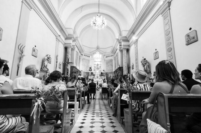 Photo mariage cérémonie église Le Rove