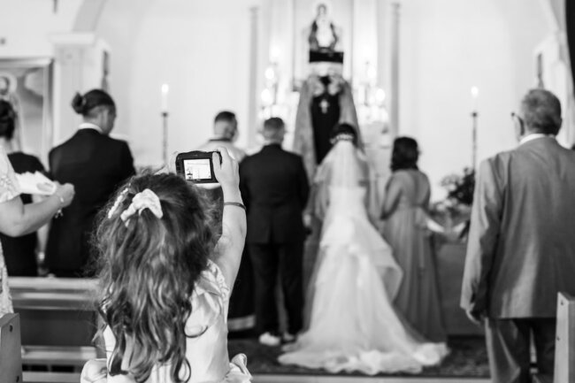 Photographe-de-mariage-Aix-en-Provence-eglise-insolite