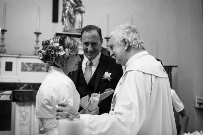 Photographe-mariage-bouches-du-rhone-a-l-eglise