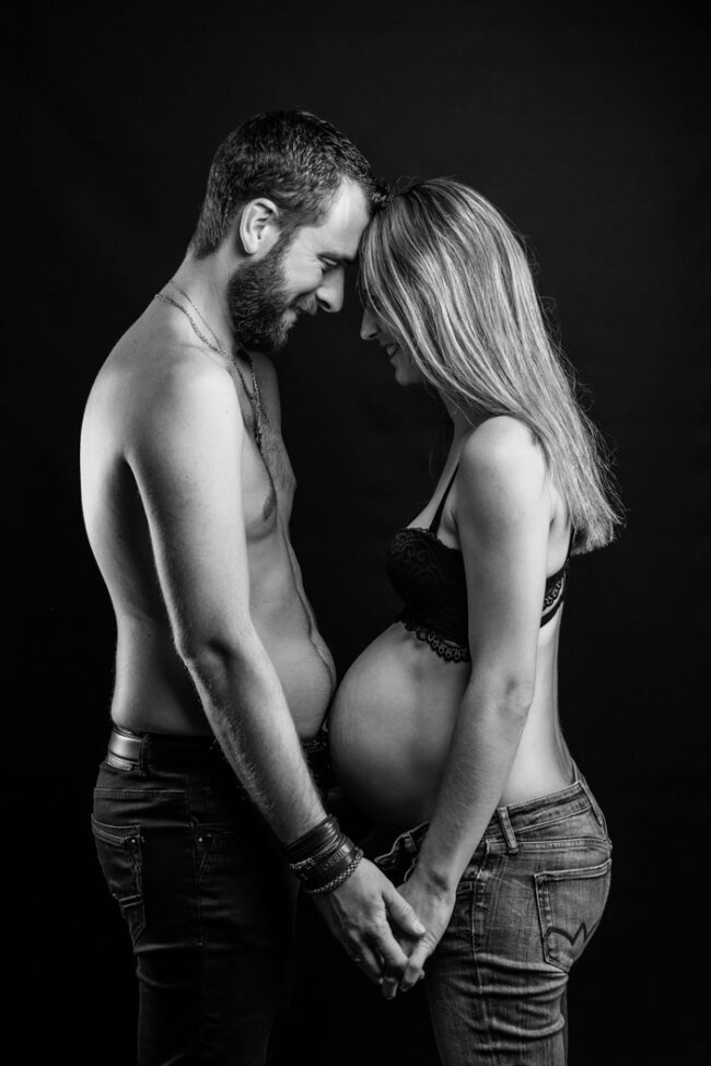 Shooting photo Grossesse en studio Marseille
