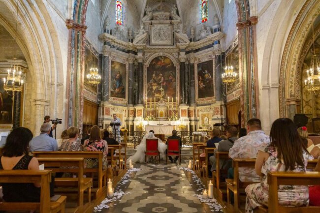 photographe-de-mariage-Aix-en-Provence-eglise