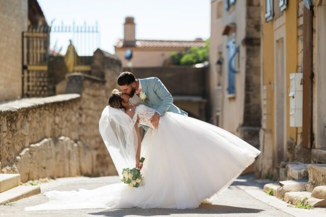 Photographe mariage spontané Marignane