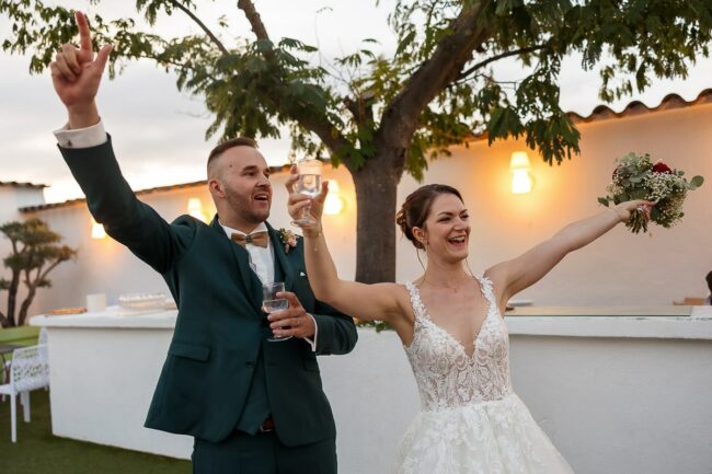 Photo de couple pendant le cocktail Les Pennes-Mirabeau