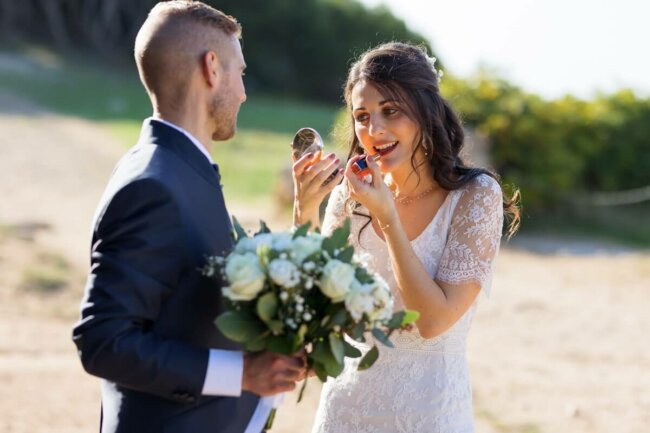 Photographe-de-mariage-Aix-en-Provence-maquillage-