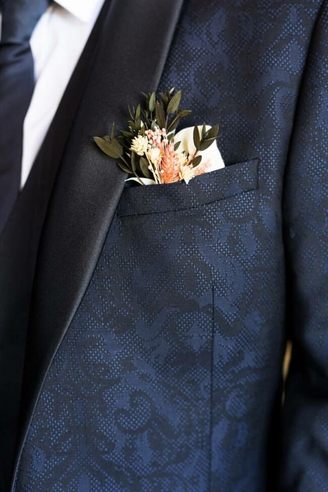 Photographe-de-mariage-Aix-en-Provence-photo-preparatifs-Costume