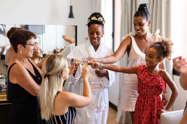 Photographe-de-mariage-Aix-en-Provence-photo-preparatifs-champage