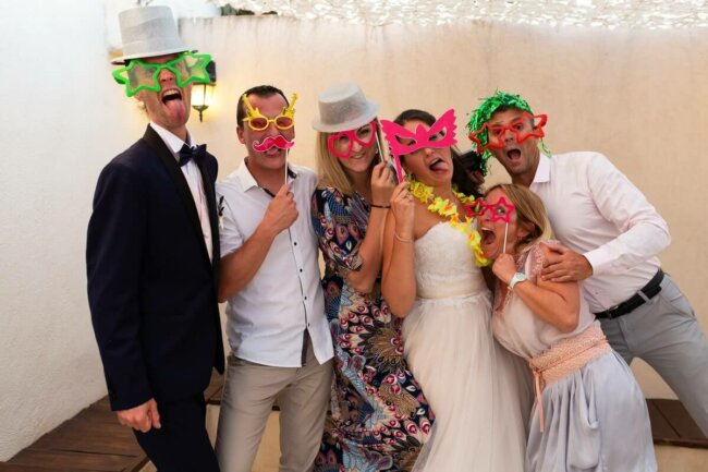 Photographe-mariage-Aix-en-Provence-groupe-delire