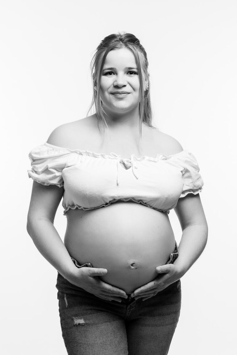 Photo grossesse studio Cabriès 13480