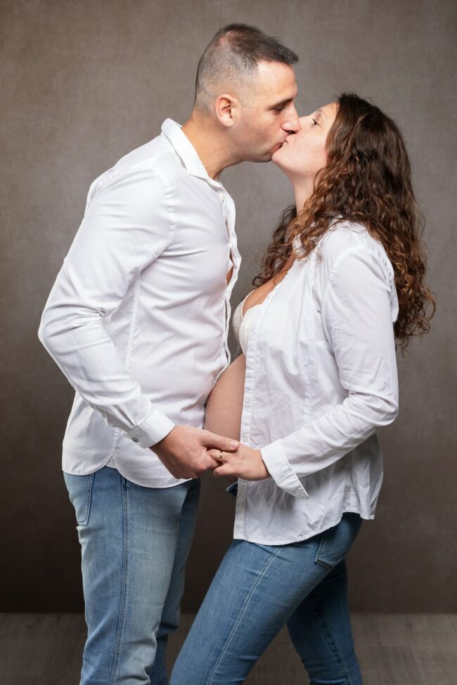 Photo grossesse studio Saint-Chamas