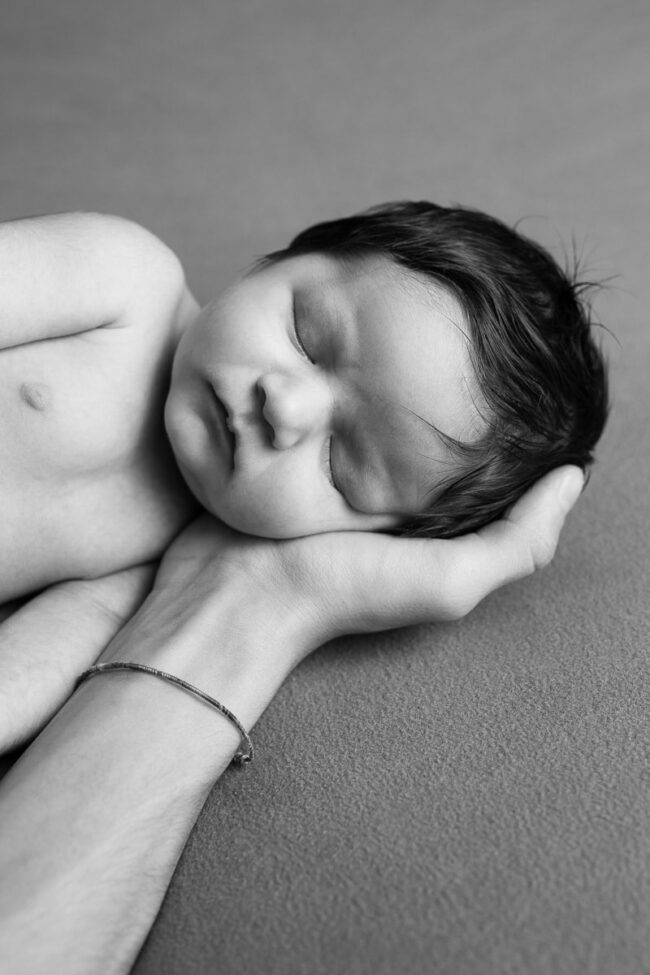 Photographe Nouveau-né Istres 13118