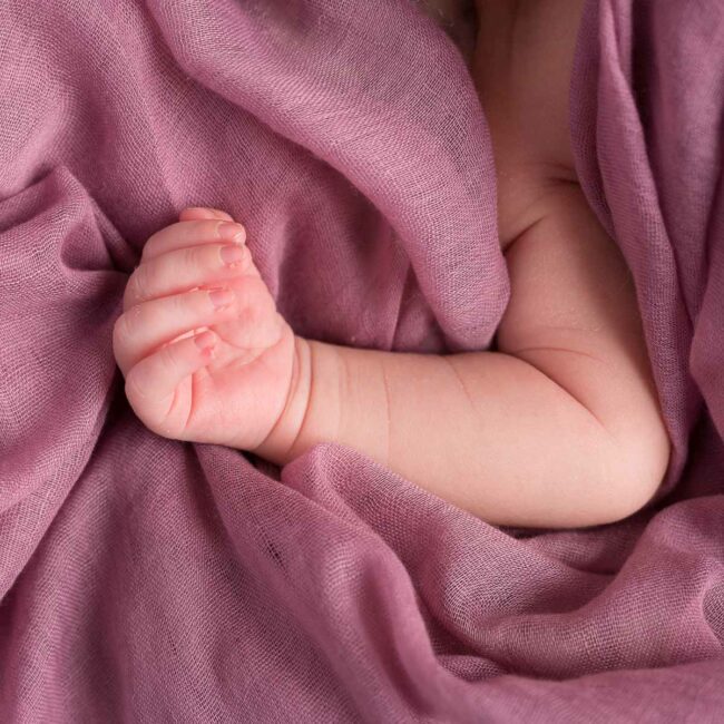 Photographe Nouveau-né Miramas 13140