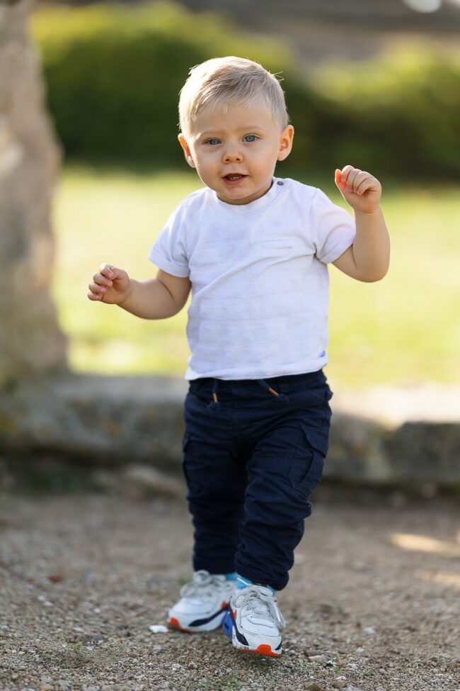 Photo famille en extérieur à Gignac