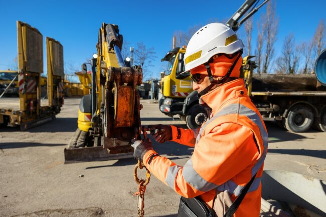 Reportage-photo-métier-geomètre Berre l’étang