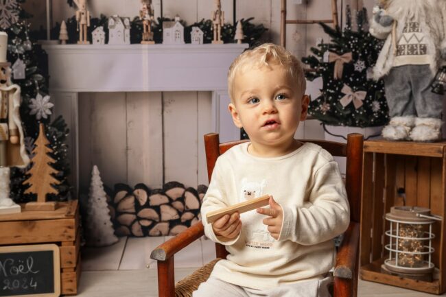 Décor de Noël en famille Vitrolles