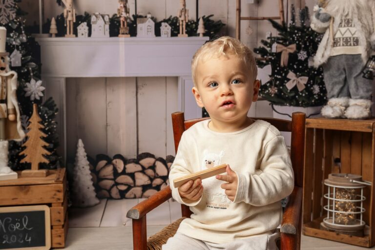 Décor de Noël en famille Vitrolles